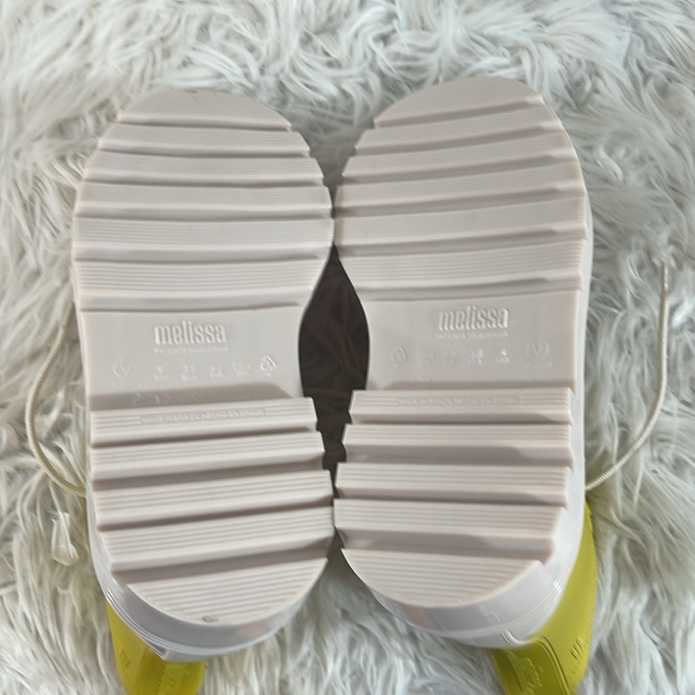 MELISSA Coturno Boots Beige & Yellow Scented Rain Boots Size 9 VEGAN NEW - Picture 12 of 16
